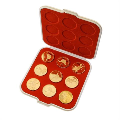 9 vergoldete Sterlingsilber-Medaillen "400 Jahre Spanische Hofreitschule",