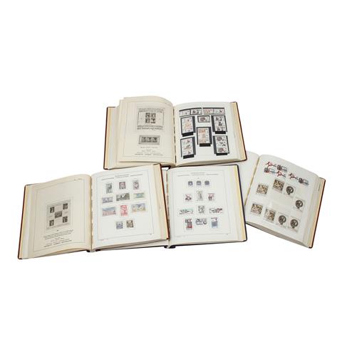 CSSR - Herrliche postfrische Sammlung in 4 Schaubek Klemmbindern ab 1945 bis 1987 komplett,