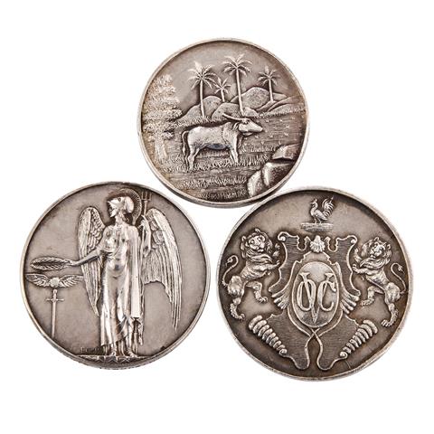 3 hist. Medaillen aus GB und Ceylon - dabei z.B. 1 x Ceylon - Medaille