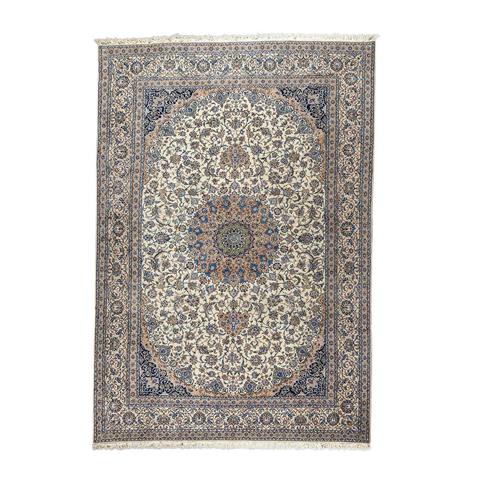 Orientteppich. NAIN/IRAN, 20. Jh., ca. 425x299 cm.