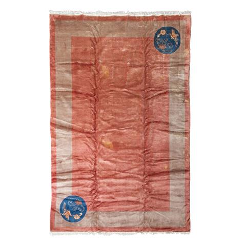 Teppich aus Wolle. CHINA, 20. Jh., 310x203 cm.