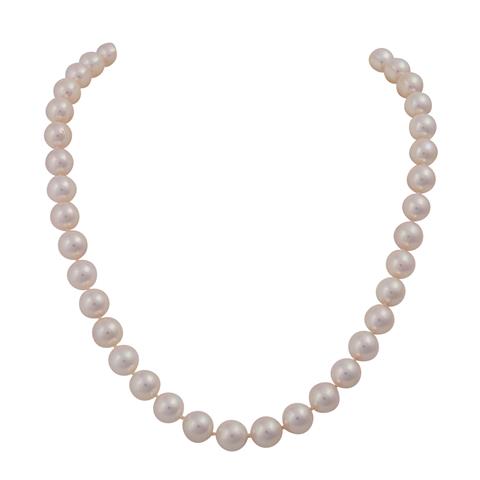 Perlenkette aus feinen Akoyazuchtperlen,
