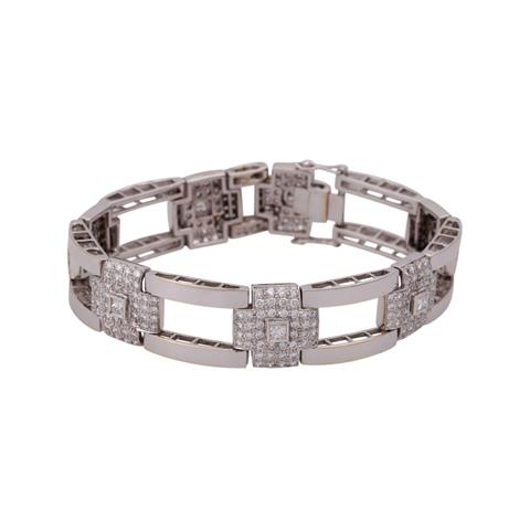 Armband mit 7 Diamanten im Prinzessschliff, zus. ca. 0,85 ct