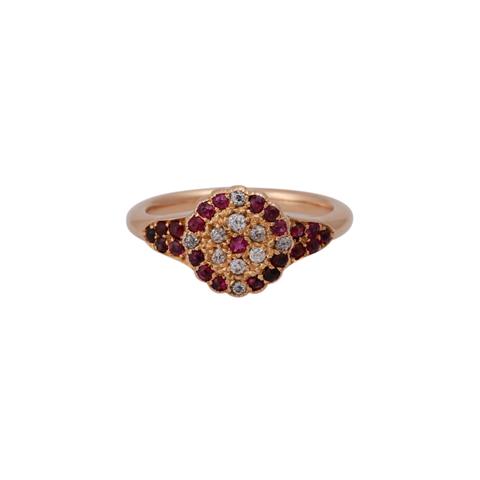 Ring ausgefasst mit kl. Rubinen und Altschliffdiamanten