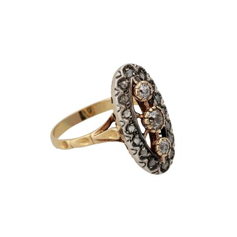 Ring mit 3 Altschliffdiamanten, zus. ca. 0,4 ct,