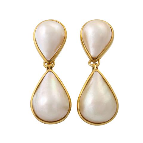 Ohrringe mit je 2 tropfenförmigen Mabe-Perlen