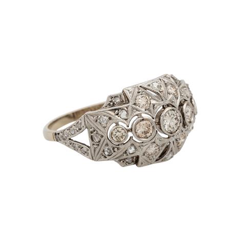 Ring mit Diamanten im Alt- und Rosenschliff, zus. ca. 0,45 ct,