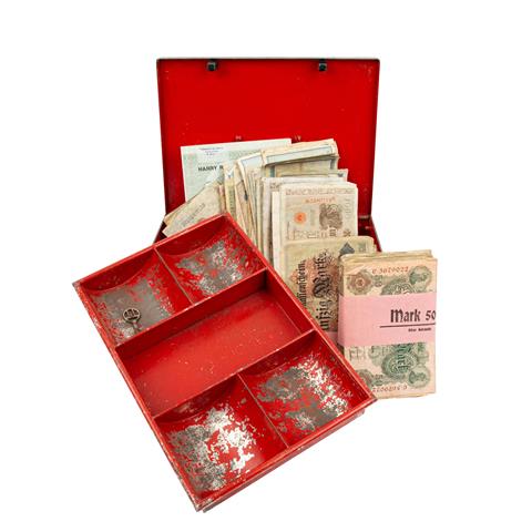 Hist. Banknoten in Geldkassette -