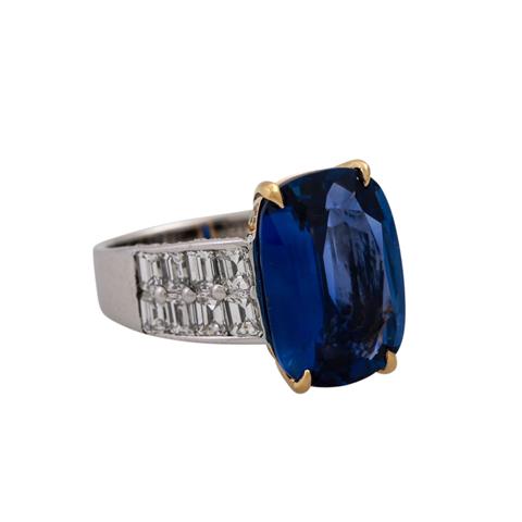 Eleganter Ring mit hochfeinem Ceylon Saphir