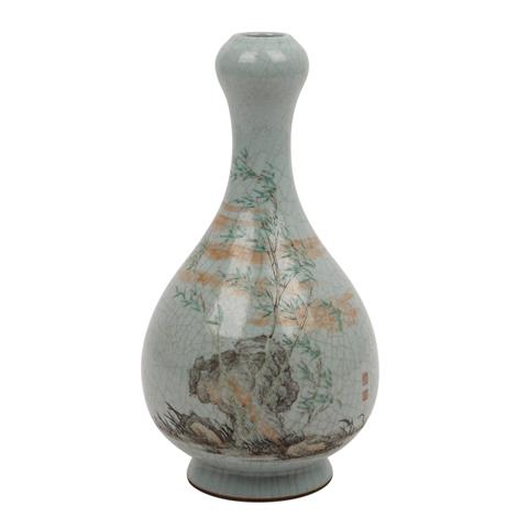 Vase, CHINA.