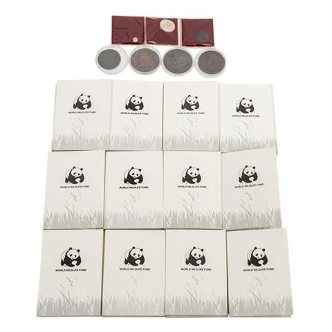 WWF Münzen - Sammlung mit Silbermünzen,