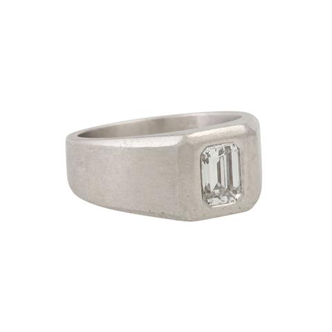 Ring mit Diamant im Smaragdschliff ca. 1,09 ct