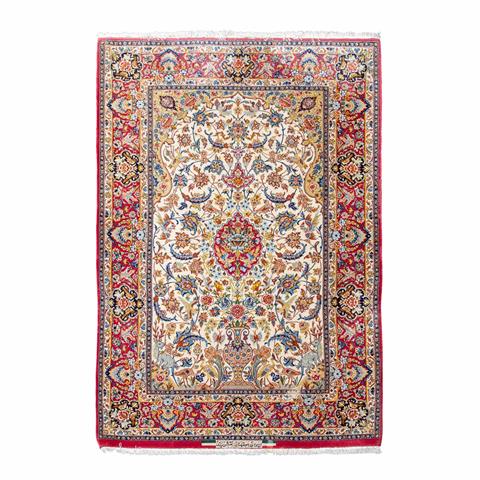 Orientteppich mit Seide. ISFAHAN/IRAN, 20. Jh., 160x111 cm.