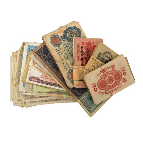 Gut 300 Banknoten, vieles aus der Zeit des Deutschen Kaiserreiches,