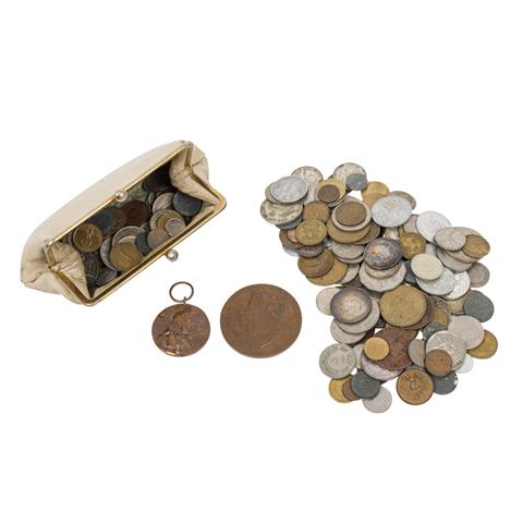 Kleine Sammlung mit diversen Münzen und Medaillen