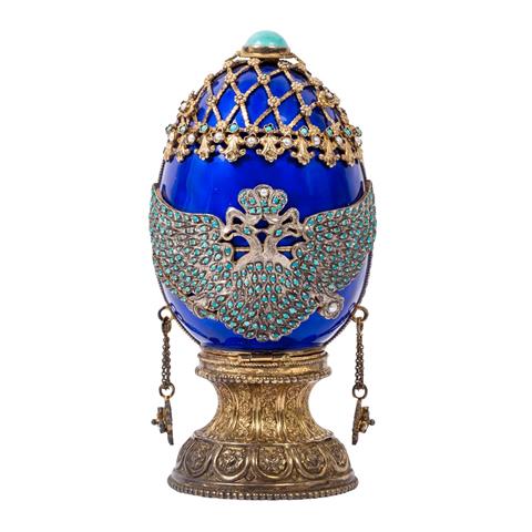 RUSSLAND aufklappbares Zier-Ei mit Reiterstandbild im Fabergé-Stil, 20. Jh.