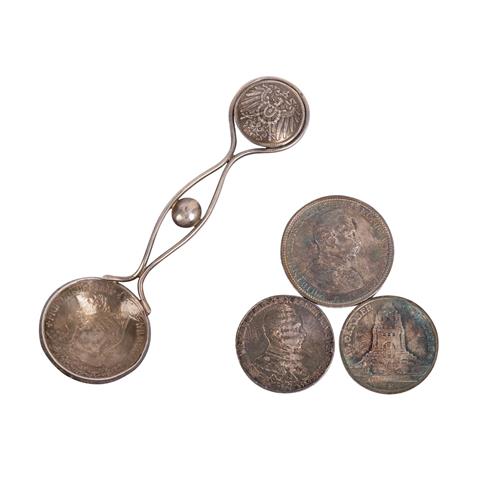 Münzlöffel und 3 weitere Münzen