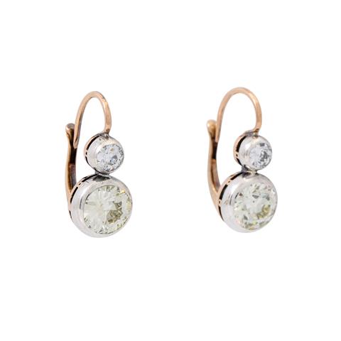 Antike Ohrhänger mit 4 Altschliffdiamanten, alle zus. ca. 3,5 ct,