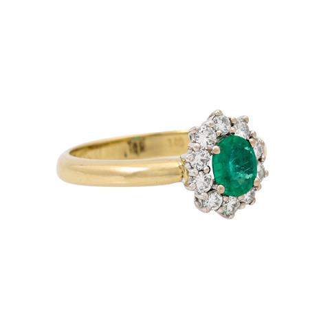 Ring mit oval facettiertem Smaragd ca. 0,4 ct