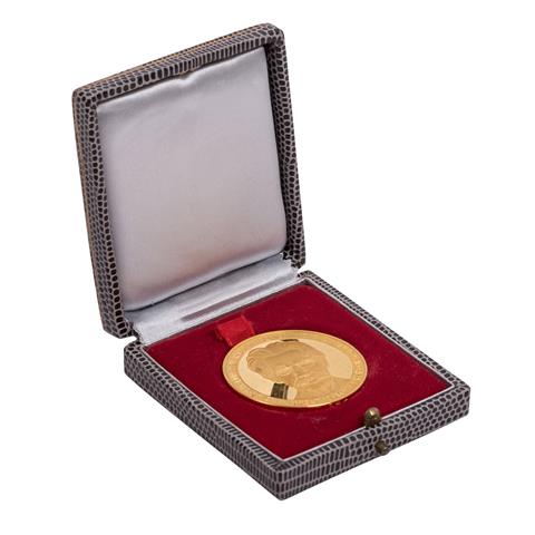 Albert Schweitzer / GOLD - Medaille Urwaldspital Lambaren,