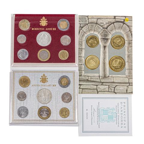 Vatikan und Andorra 3-teiliges Konvolut Münzsätze -