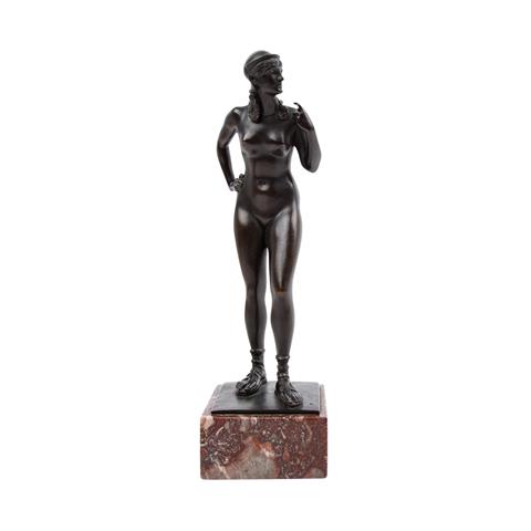 WANDSCHNEIDER, WILHELM (1866 Plau am See-1942 ebenda) Bronzeakt einer Kriegsgöttin, 1. H. 20. Jh.
