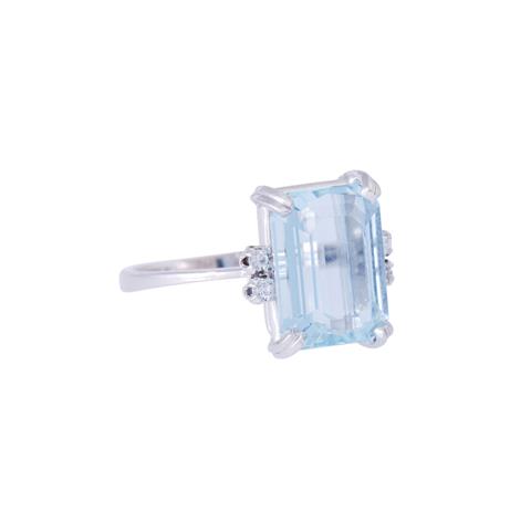 H.STERN Ring mit Aquamarin ca. 5 ct und 4 Diamanten,