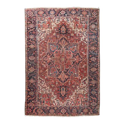 Orientteppich. HERIZ/IRAN, 1950er Jahre, 368x255 cm.