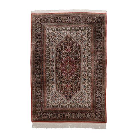 Orientteppich aus Seide. GHOM/IRAN, 20. Jh., 200x138 cm.