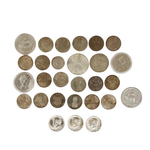 Kleines Konvolut mit Silber : BRD, Kanada, USA, Österreich, Italien -