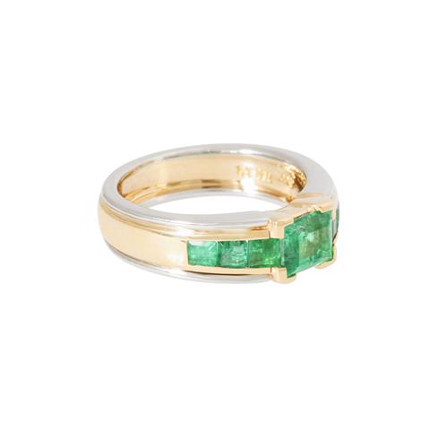 JACOBI Ring mit feinen Smaragdcarrés zus. ca. 1,6 ct,