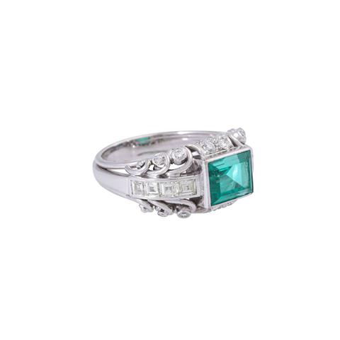 SCHILLING Ring mit hochfeinem Smaragd ca. 2,3 ct und Diamanten,