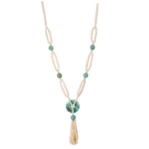 Dekorative Perlenkette mit Jadeelementen,