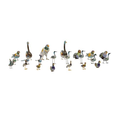 Sammlung von 22 Cloisonné-Vögel. CHINA, 20. Jh.: