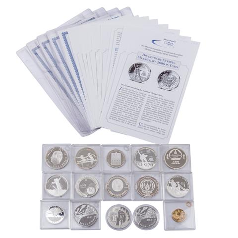 Konvolut von 14 Silbermünzen 1 Goldmünze, ex 2005, 2006, 2008,