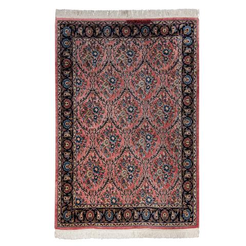 Orientteppich mit Seide. LAHORE/PAKISTAN, 20. Jh., 182x125 cm.