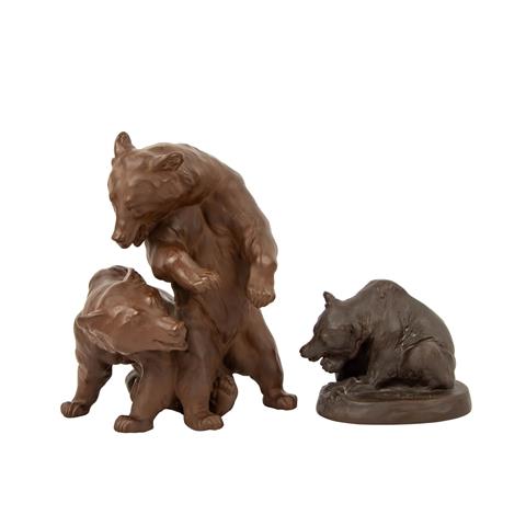 MEISSEN 2 Tierfiguren 'Bärengruppe' und 'Bär', 1. und 2. Wahl, 20. Jh.
