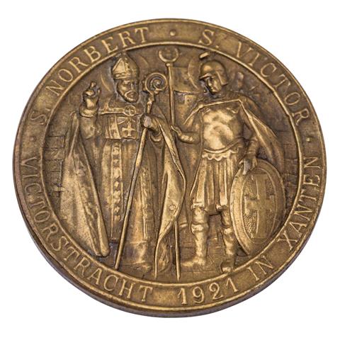 Weimarer Republik/Xanten - Bronzemedaille 1921, auf die Victorstracht,